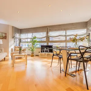 https://fantastic-apartament-centre-ciutat.top-hotels-tarragona.com